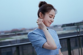 kaiyun-_沙滩跑步比赛吸引大量跑者参与_，沙滩跑步需要注意什么